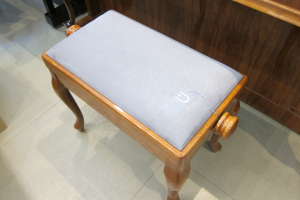 Стол за пиано Discacciati - 107 SM - стил Чипендейл