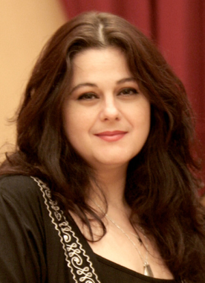 Г-жа Фани Куцарова - пианист и педагог, преподаватель пианино